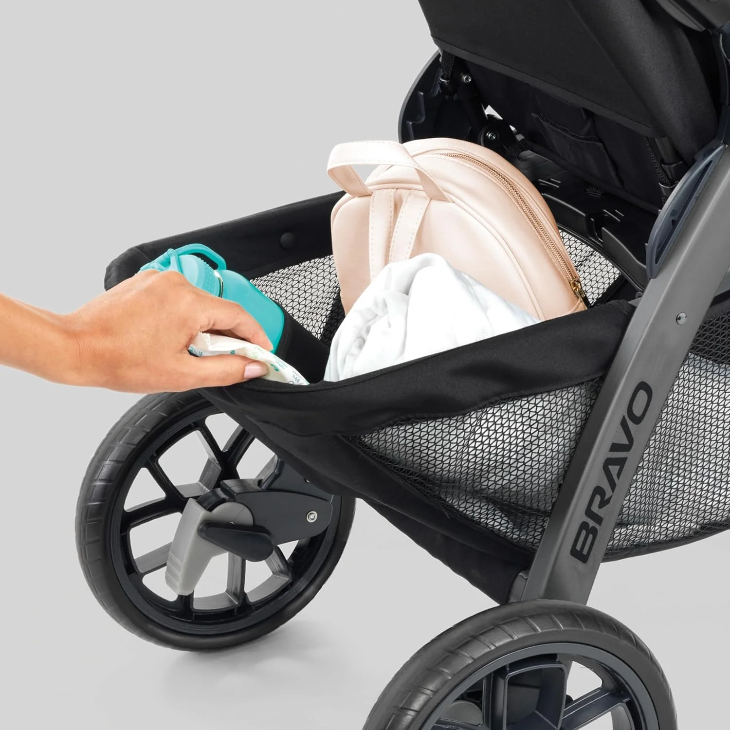 Chicco® Bravo® Sport Trio Travel System Iron 00087107720070 at Zubaidas Official™ Pakistan - Image 6