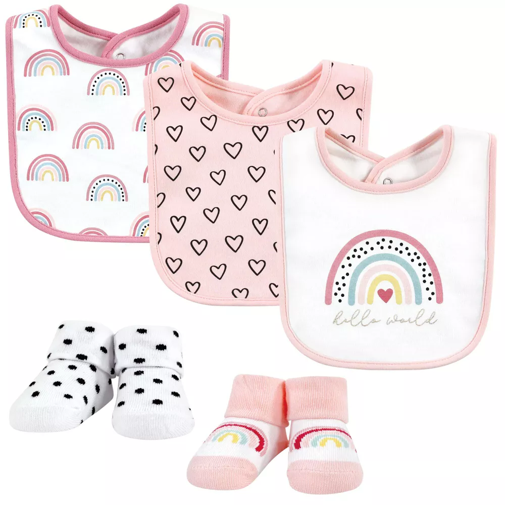 Zubaida's Adorable 5 Pcs Socks & Bibs Coordinated Set