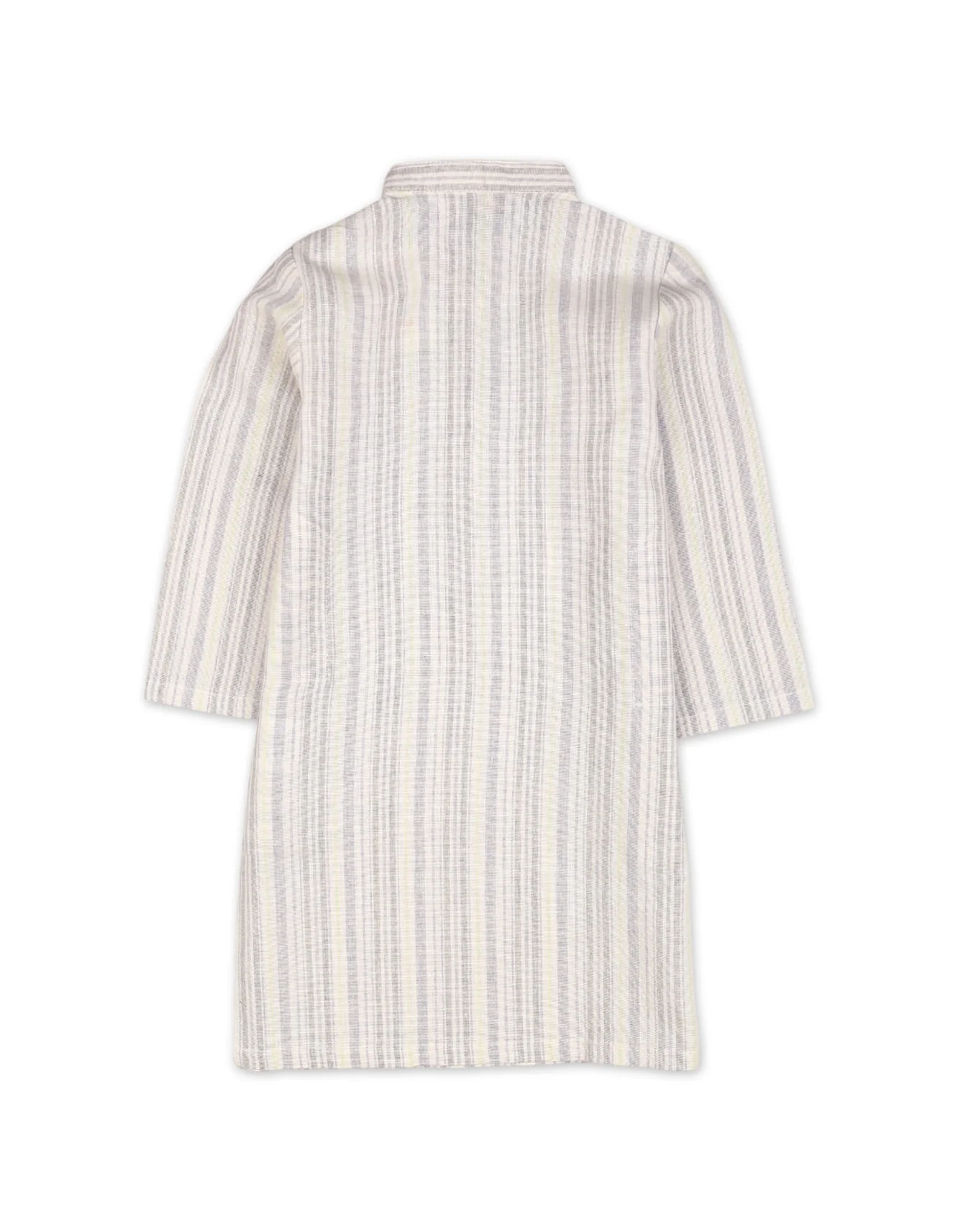 Zubaida's Elegant, Soft & Breathable Traditional Kurta - Image 3
