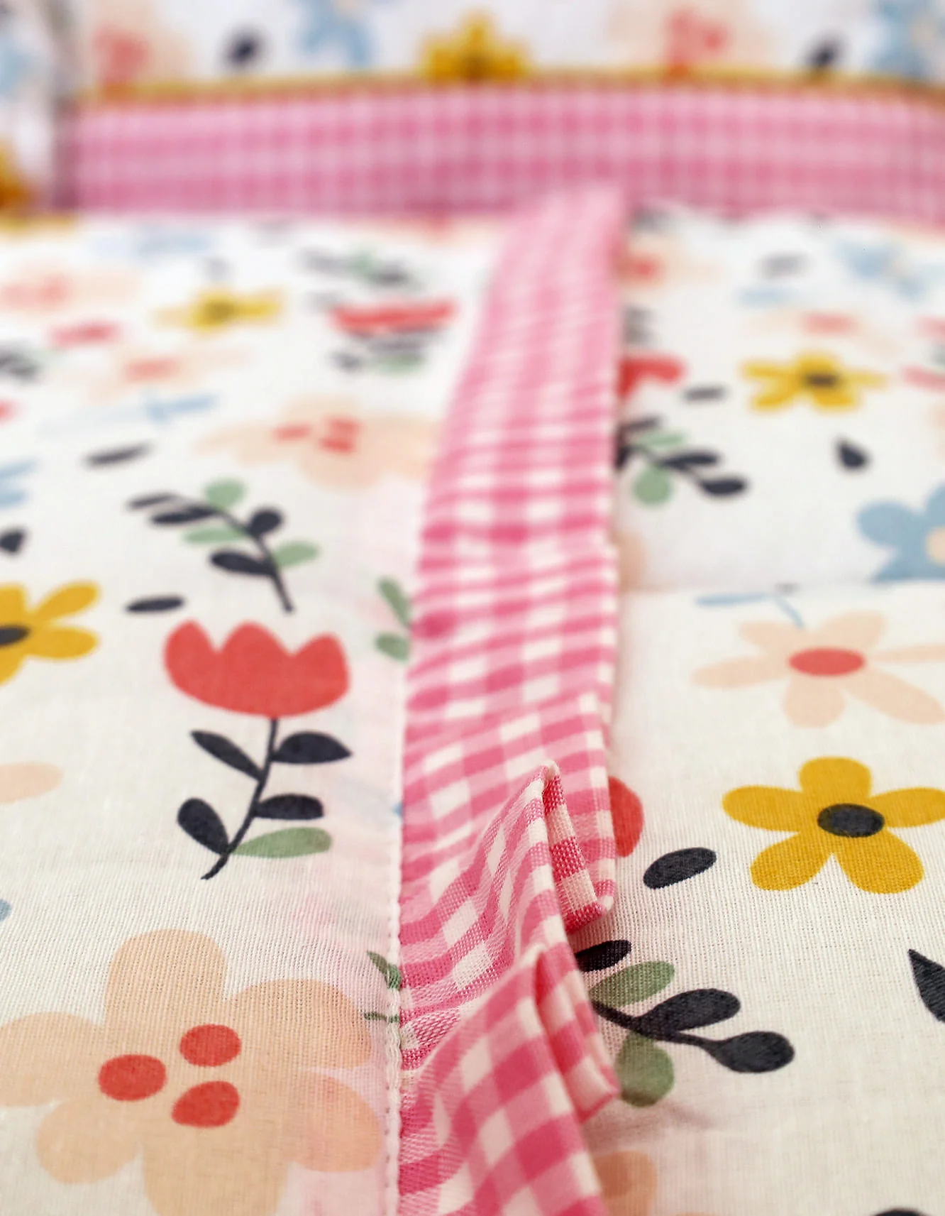 Cot Bedding Set Floral Meadow at Zubaidas Official™ Pakistan - Image 4