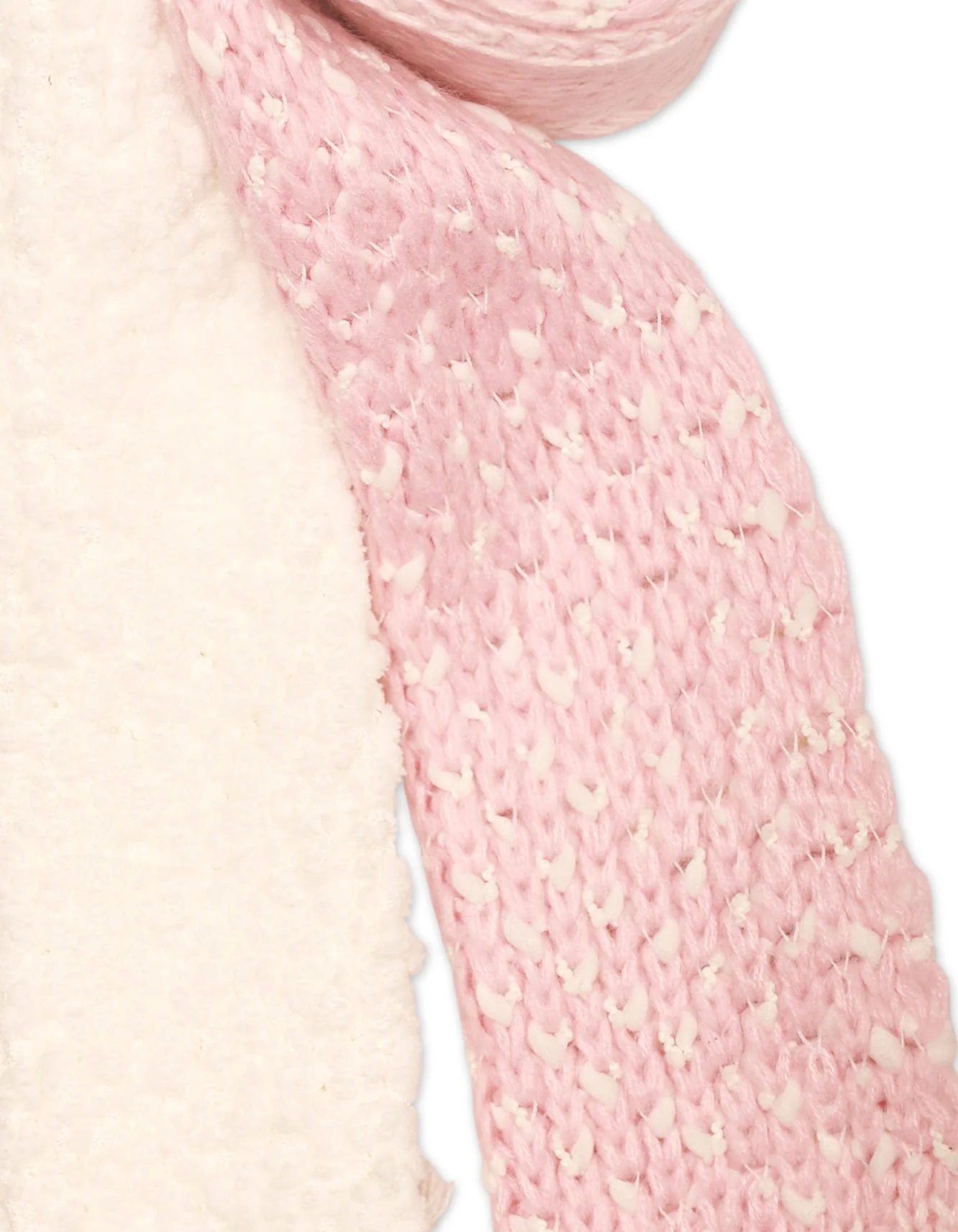 Zubaida's Muffler - Image 3