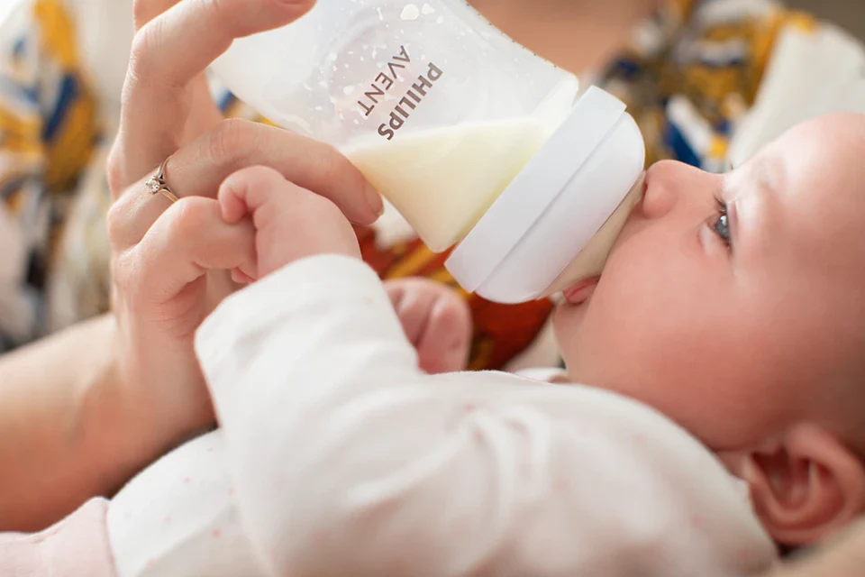 Philips Avent Natural Response Bottle 9 OZ / 260 ML SCY903/01 at Zubaidas Official™ Pakistan - Image 3