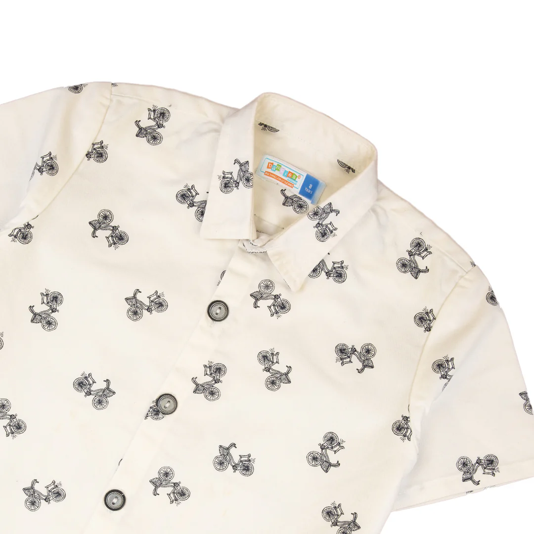 Zubaida's Classic Short Sleeve Button-Up Shirt - Image 2