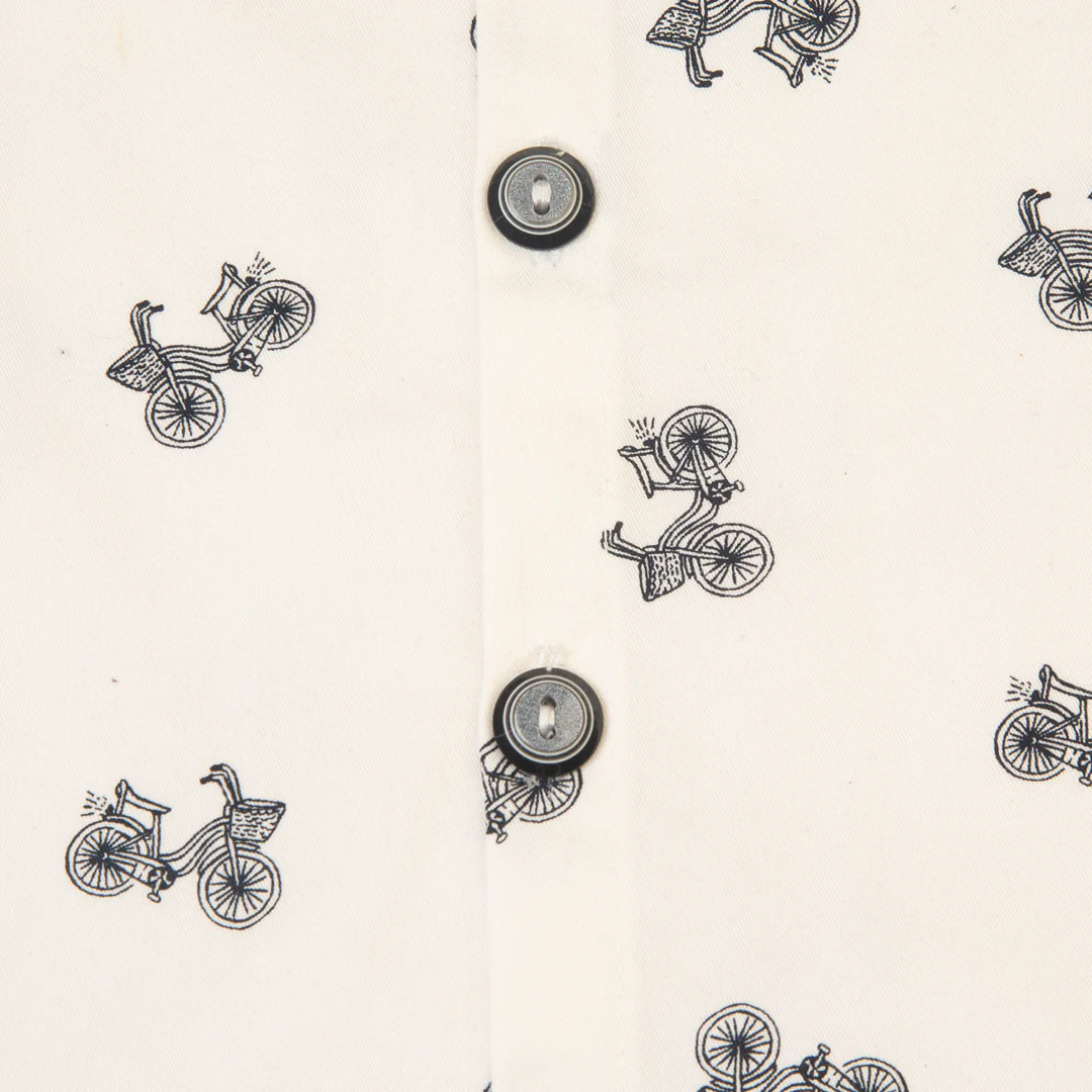 Zubaida's Classic Short Sleeve Button-Up Shirt - Image 3